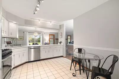 12249 S Arbor Trail #G2, Palos Heights, IL 60463 - Photo 9