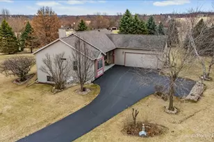 17-130 Edgewater Dr, Lake Carroll, IL 61046 - Photo 1