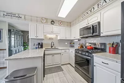 13736 W Cavecreek Court, Homer Glen, IL 60491 - Photo 9