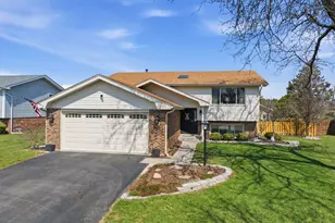 13736 W Cavecreek Ct, Homer Glen, IL 60491 - Photo 1