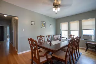 2048 W Fargo Ave, Chicago, IL 60645 - Photo 11