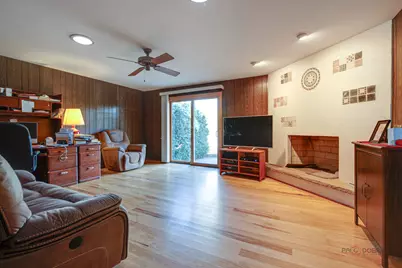 939 Ridgeland Avenue, Mundelein, IL 60060 - Photo 7