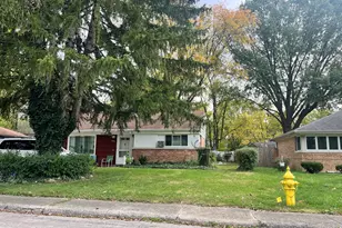 335 Manitowac St, Park Forest, IL 60466 - Photo 1