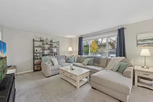 186 Ivy Ln, Bloomingdale, IL 60108 - Photo 11