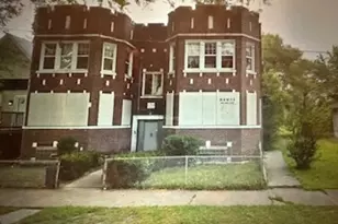 621 W 61st Pl, Chicago, IL 60621 - Photo 7