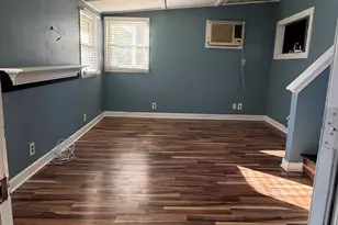 358 David Dr, Elgin, IL 60120 - Photo 5