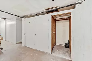 [Address not provided], Chicago, IL 60629 - Photo 13