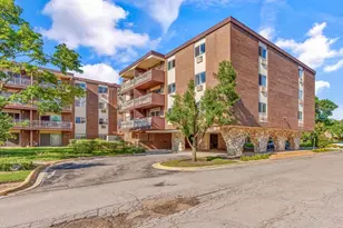 1311 S Finley Rd, Lombard, IL 60148 - Photo 1