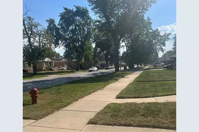 14222 S Woodlawn Avenue, Dolton, IL 60419 - Photo 5