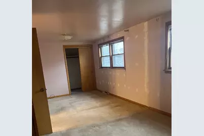 14222 S Woodlawn Avenue, Dolton, IL 60419 - Photo 11