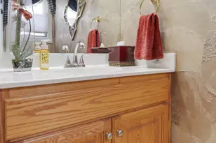 5705 S Natoma Ave, Chicago, IL 60638 - Photo 11