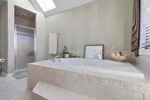 5705 S Natoma Ave, Chicago, IL 60638 - Photo 15