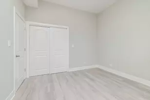 2448 S Oakley Ave, Chicago, IL 60608 - Photo 9