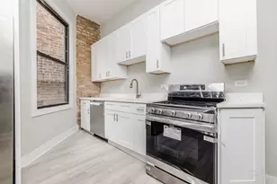 2448 S Oakley Ave, Chicago, IL 60608 - Photo 3