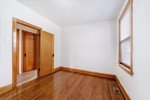 4607 S Karlov Ave, Chicago, IL 60632 - Photo 11