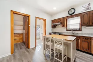 4607 S Karlov Ave, Chicago, IL 60632 - Photo 5