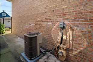 4607 S Karlov Ave, Chicago, IL 60632 - Photo 23