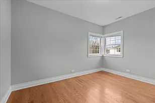 [Address not provided], Wilmette, IL 60091 - Photo 17