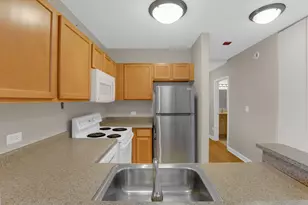 222 N Columbus Dr, Chicago, IL 60601 - Photo 9