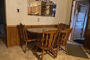 1547 1/2 Pulaski St, Peru, IL 61354 - Photo 3