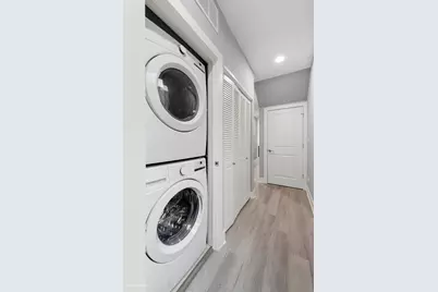 1241 S Fairfield Avenue #1, Chicago, IL 60608 - Photo 13