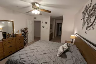 121 Crescent Ln, Schaumburg, IL 60193 - Photo 17