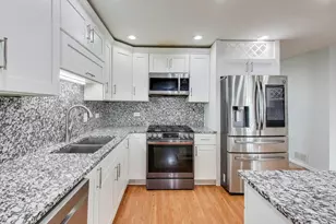 635 Huron Dr, Romeoville, IL 60446 - Photo 9