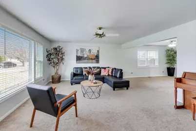 635 Huron Drive, Romeoville, IL 60446 - Photo 3