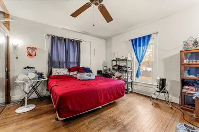 51 E Bradley Avenue, Champaign, IL 61820 - Photo 7