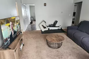 109 Urban St, Bloomington, IL 61704 - Photo 7