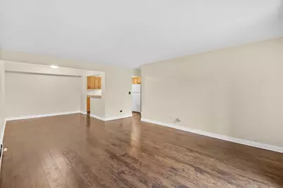 3615 E Central Road #101, Glenview, IL 60025 - Photo 13