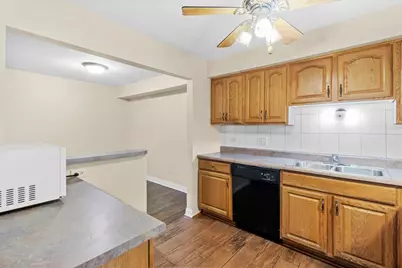 3615 E Central Road #101, Glenview, IL 60025 - Photo 19