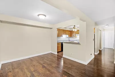 3615 E Central Road #101, Glenview, IL 60025 - Photo 15
