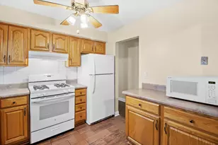 3615 E Central Rd, Glenview, IL 60025 - Photo 17