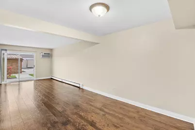 3615 E Central Road #101, Glenview, IL 60025 - Photo 11