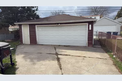 392 Luella Avenue, Calumet City, IL 60409 - Photo 15