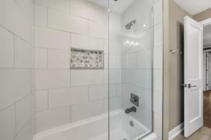 142 E Quincy St, Elmhurst, IL 60126 - Photo 25