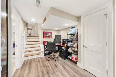 142 E Quincy Street, Elmhurst, IL 60126 - Photo 29