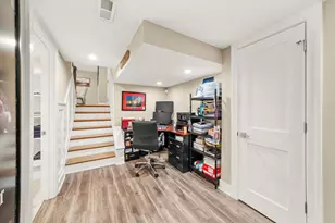 142 E Quincy St, Elmhurst, IL 60126 - Photo 29