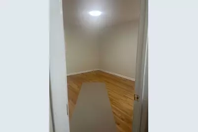 12600 S Stewart Avenue, Chicago, IL 60628 - Photo 5