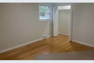 12600 S Stewart Avenue, Chicago, IL 60628 - Photo 7