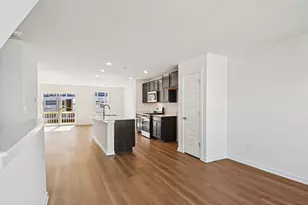 6510 Linden Trl, Wonder Lake, IL 60097 - Photo 5