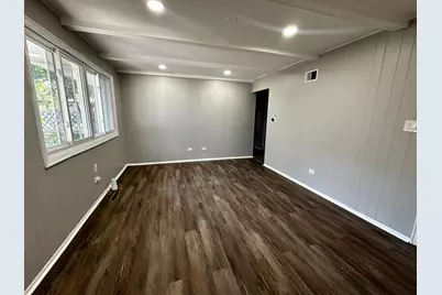 1229 E 165th Place, South Holland, IL 60473 - Photo 7