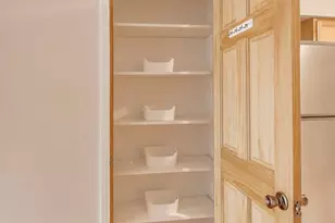 9420 Bay Colony Dr, Des Plaines, IL 60016 - Photo 13