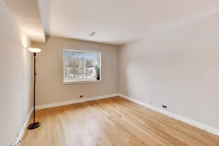 9420 Bay Colony Dr, Des Plaines, IL 60016 - Photo 19