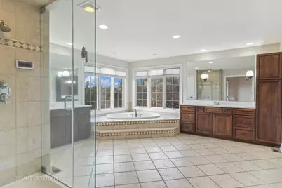 22206 N Prairie Lane, Kildeer, IL 60047 - Photo 17