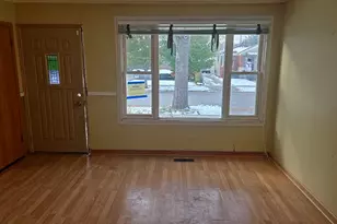 12811 S Elizabeth St, Calumet Park, IL 60827 - Photo 9