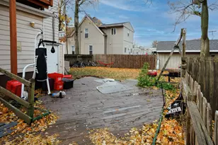 610 E Mulberry St, Bloomington, IL 61701 - Photo 29