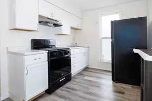 610 E Mulberry St, Bloomington, IL 61701 - Photo 31