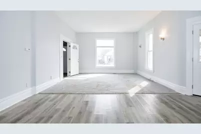 610 E Mulberry Street, Bloomington, IL 61701 - Photo 15